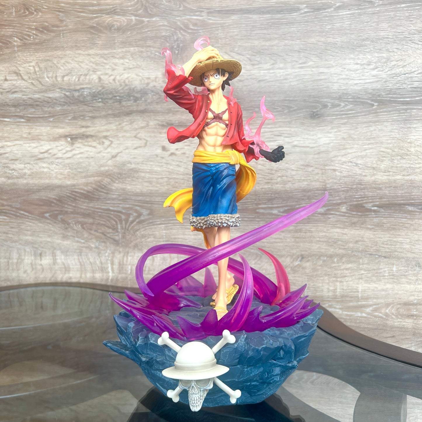 Monkey D. Luffy — Aura Glow Figure with Purple LED Lighting