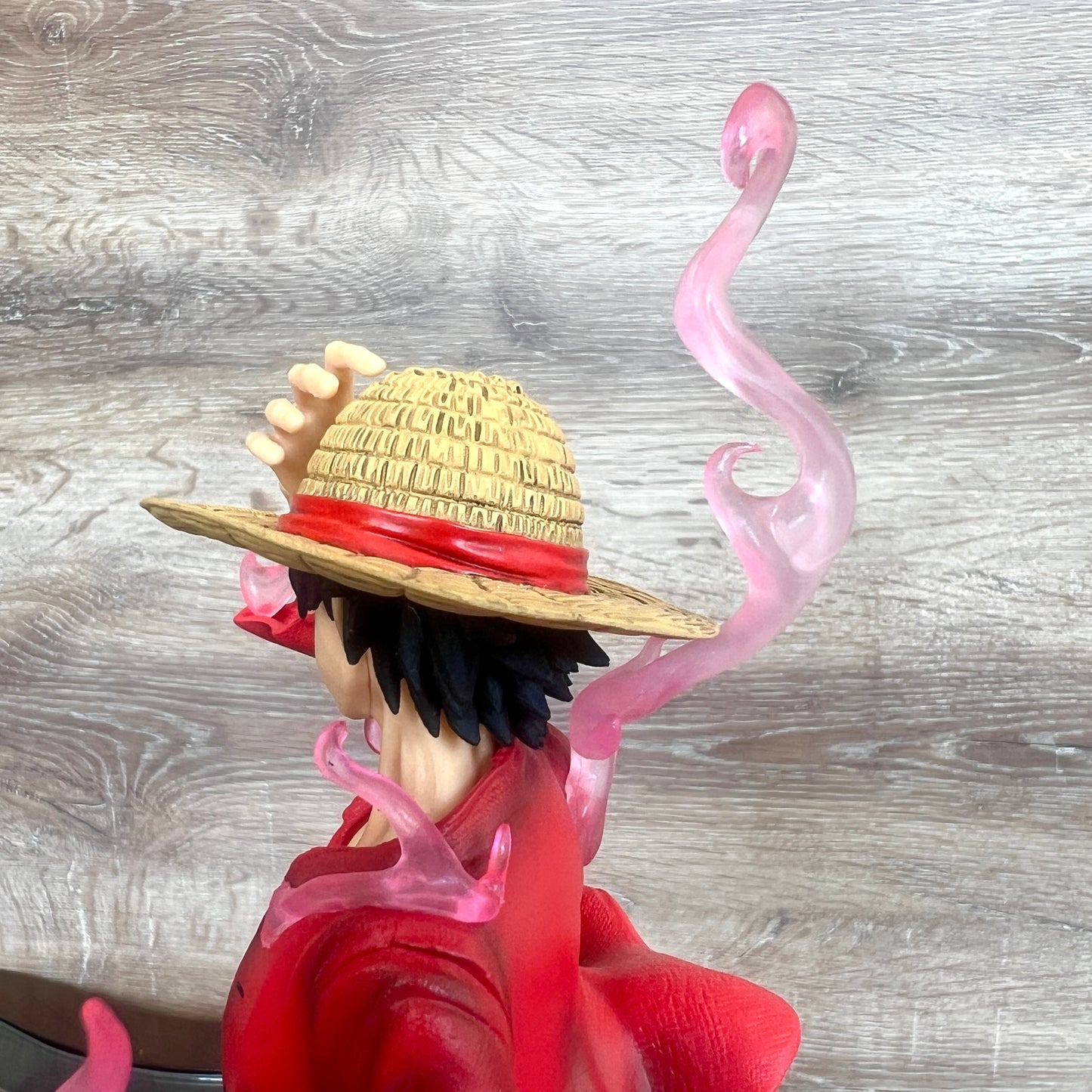 Monkey D. Luffy — Aura Glow Figure with Purple LED Lighting