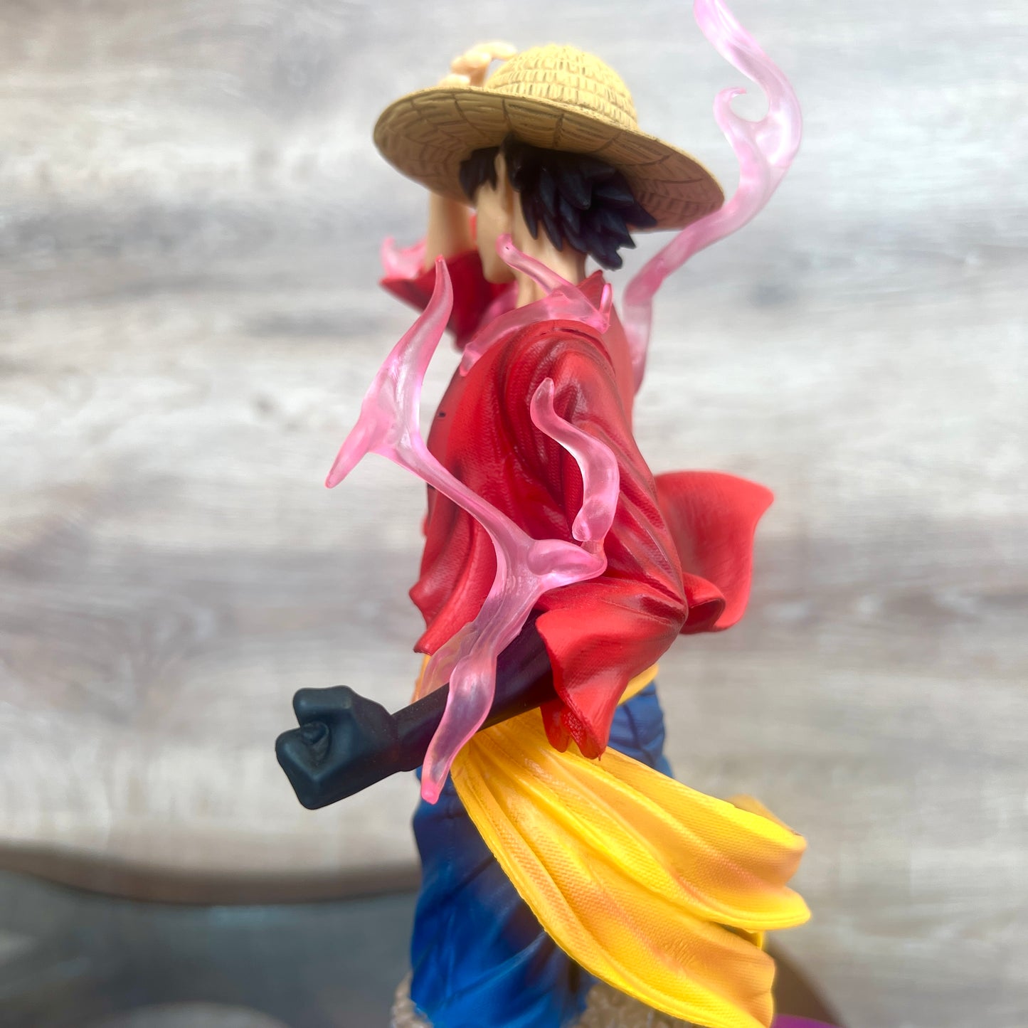 Monkey D. Luffy — Aura Glow Figure with Purple LED Lighting